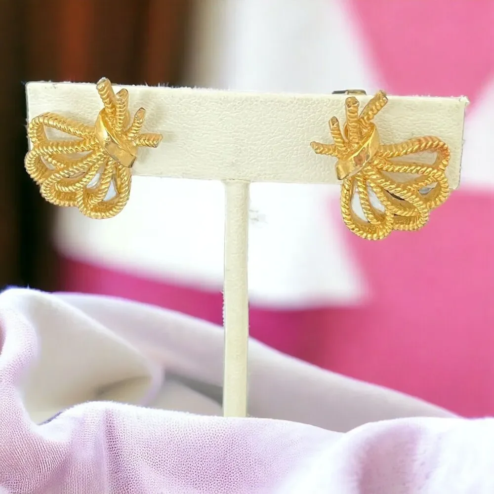 Vintage 1960s Trifari Clip Earrings Gold Tone Rope Scroll - 1E
